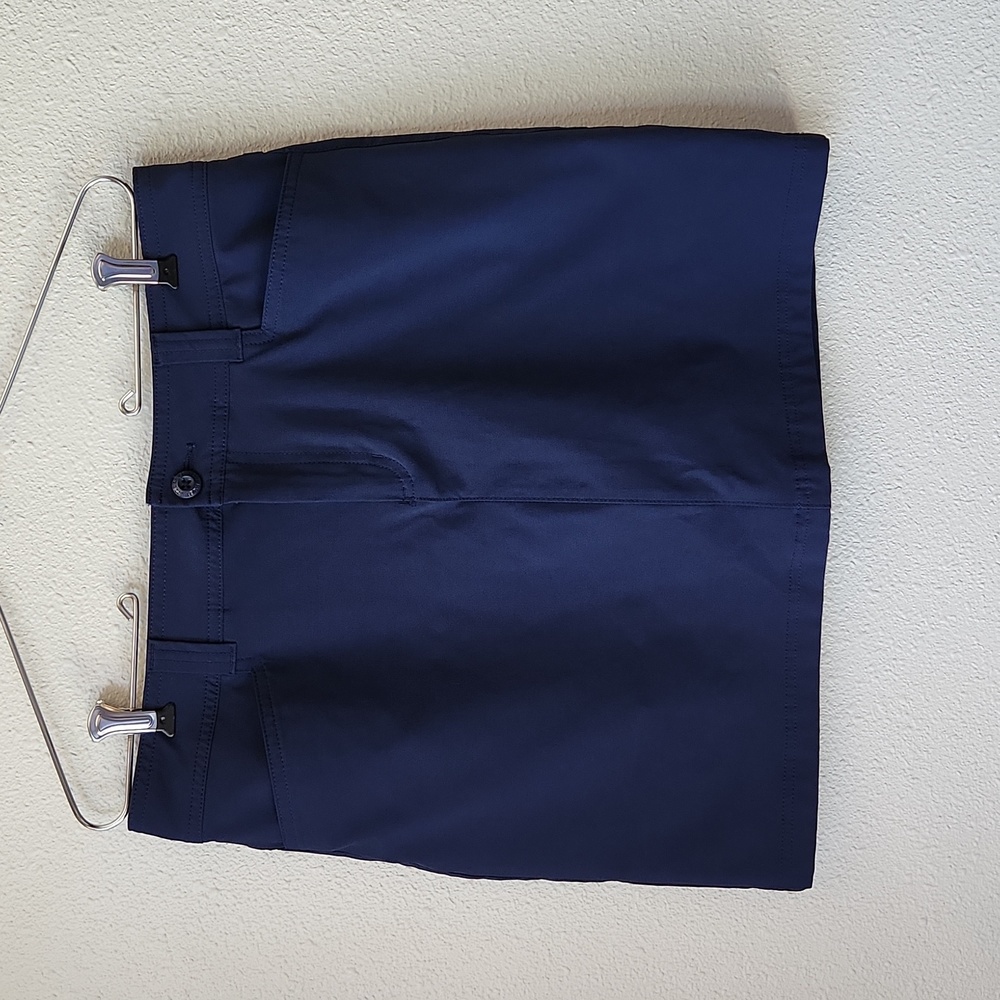 Eddie Bauer  Navy Skort Size 6